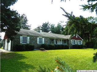 123 Burlington Path Rd, Cream Ridge, NJ 08514