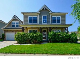 8431 Fairlight Dr, Waxhaw, NC 28173