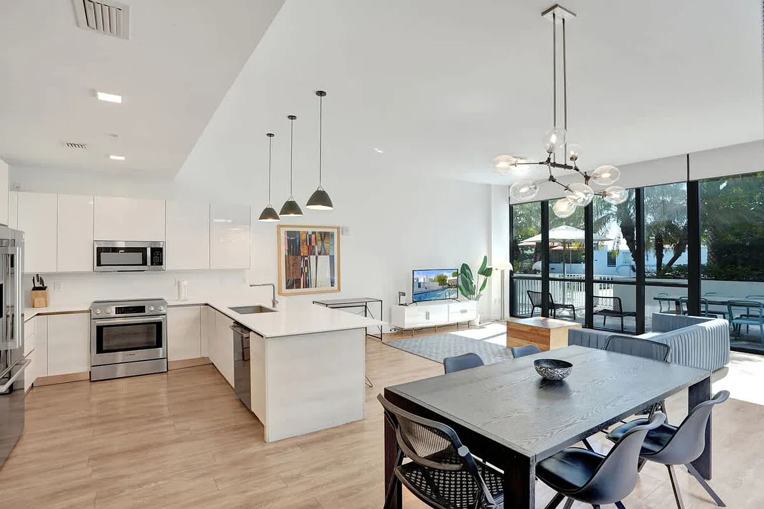 3 bed, 3.0 bath, $24,496 — Photo 1