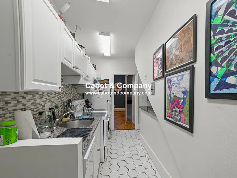 102 Appleton St #2 — Photo 4