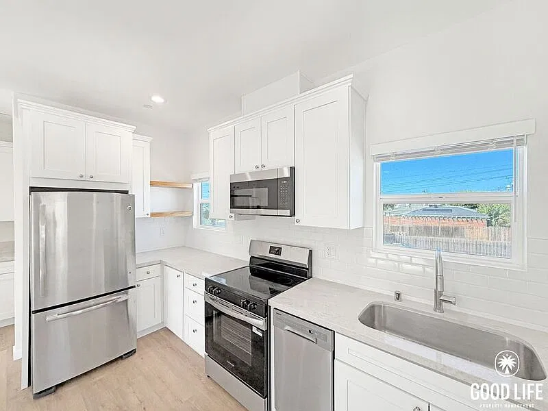 1 bed, 1.0 bath, 500 sqft, $2,795 — Photo 3