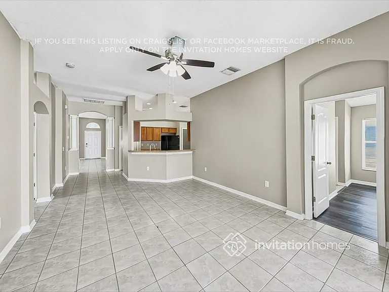 449 Stone Briar Dr — Photo 5