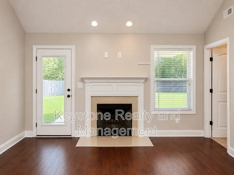 1223 Snowball Ln — Photo 5