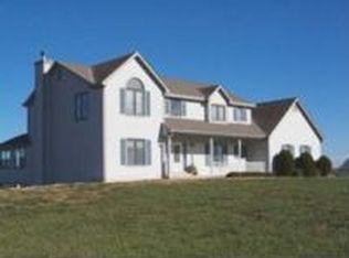 1016 N 1138th Rd, Lawrence, KS 66047