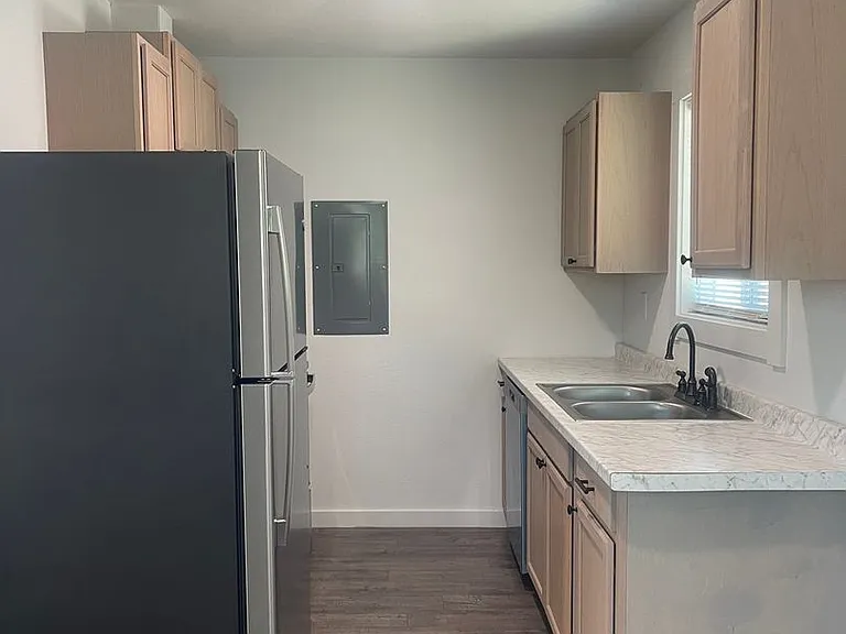 2964 Lanning Ave #2966 — Photo 7