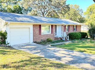 111 Old Gate Rd, Fayetteville, NC 28314