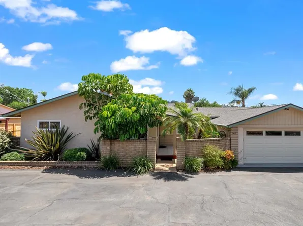 2417 Reed Rd, Escondido, CA 92027