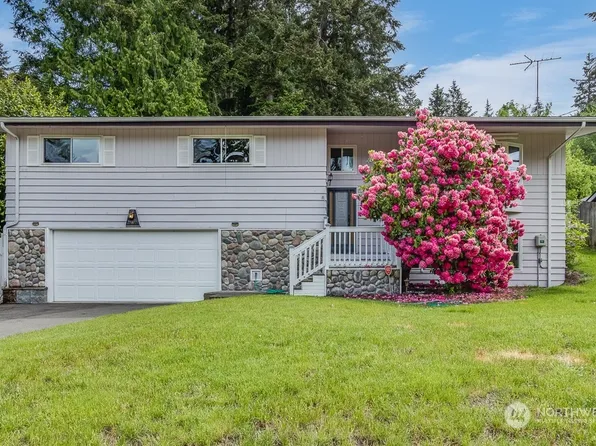 29824 8th Avenue S, Federal Way, WA 98003