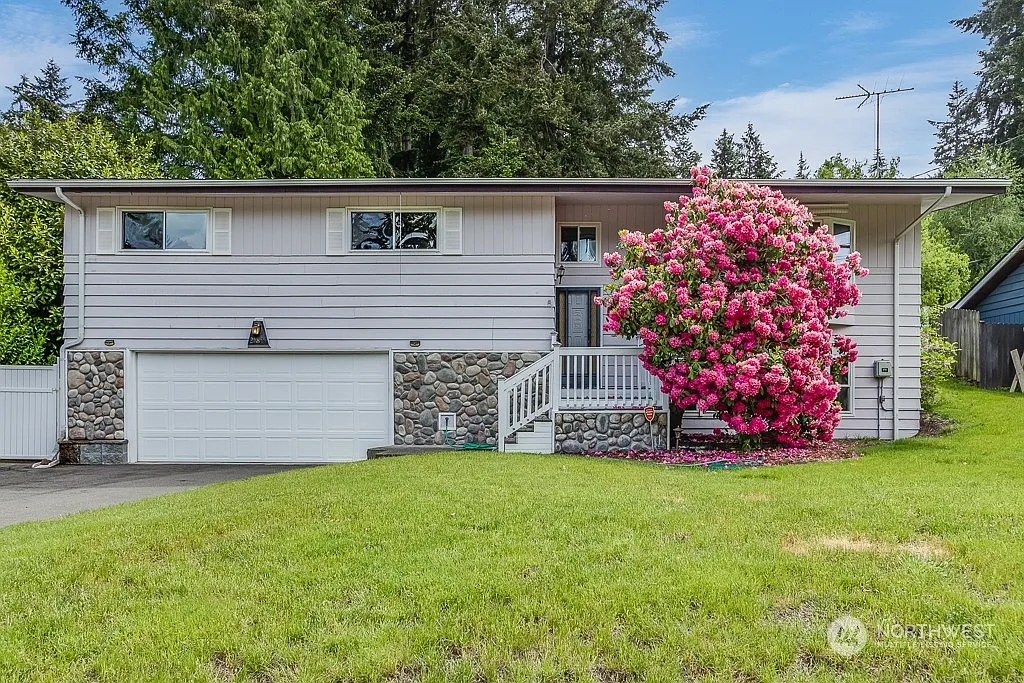 29824 8th Avenue S photo 1