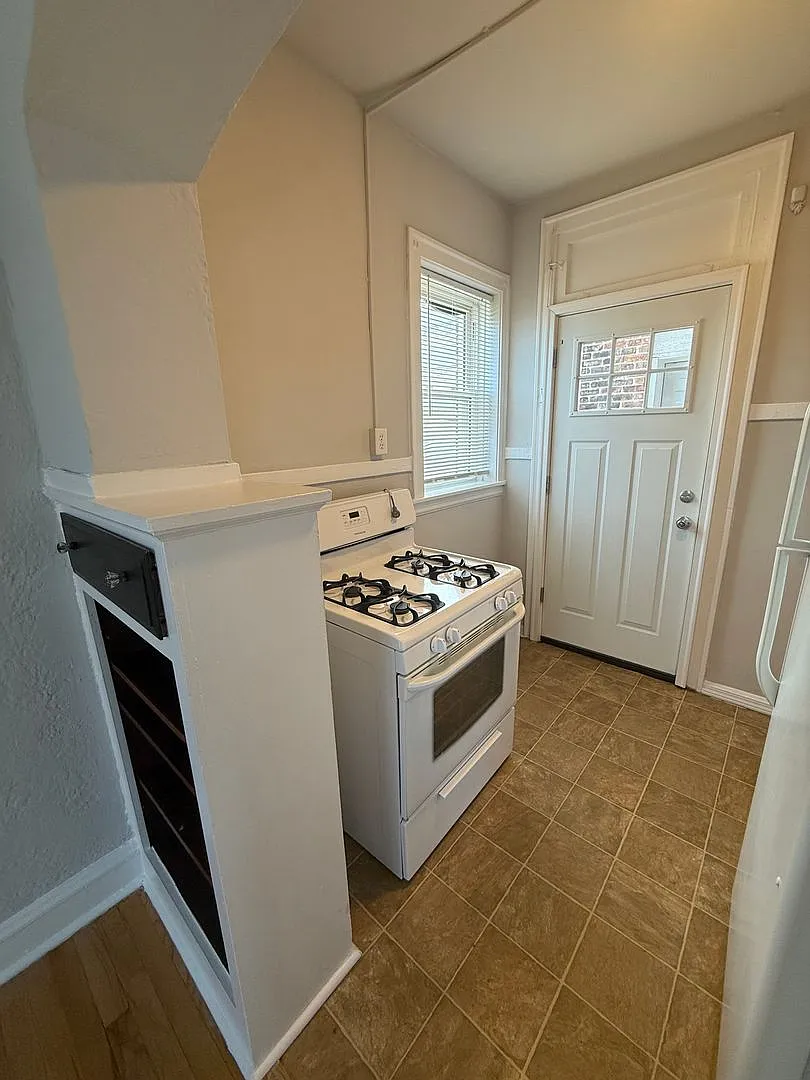 3249/3251 S Kenilworth Avenue — Photo 3