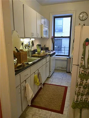 Rented by R New York | media 17