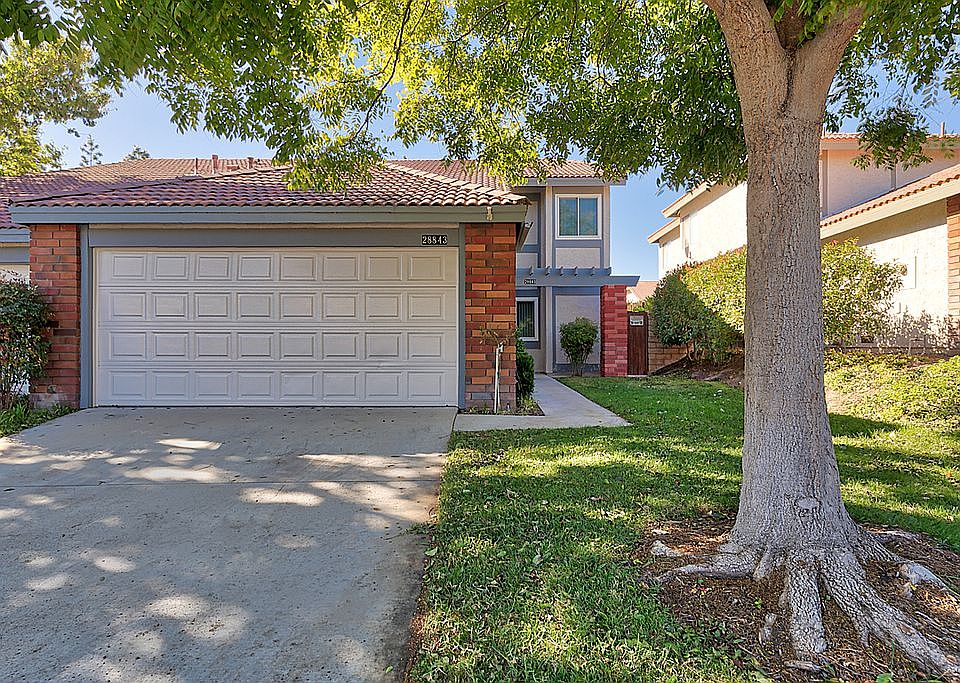1st image of 28843 Marilyn Dr