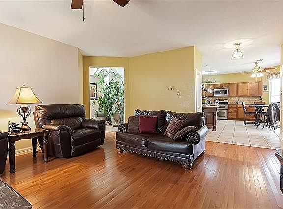 2nd image of 507 Quail Hollow Dr