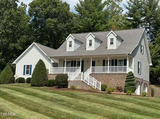 177 Fox Chase Ln, Unicoi, TN 37692