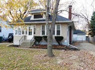 925 W Park Ave, Joliet, IL 60436