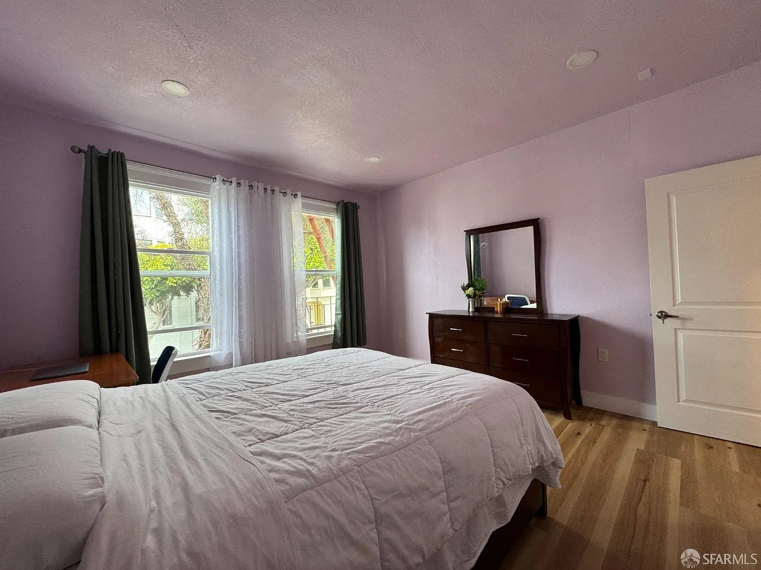 2719 Hyde St - Photo 11