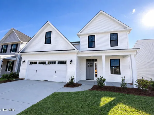 25 W Kiln Road, Hampstead, NC 28443