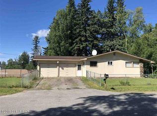 1432 Dogwood St, Fairbanks, AK 99709