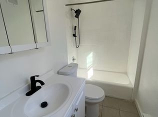 157 Clark St APT 1, New Britain, CT 06051