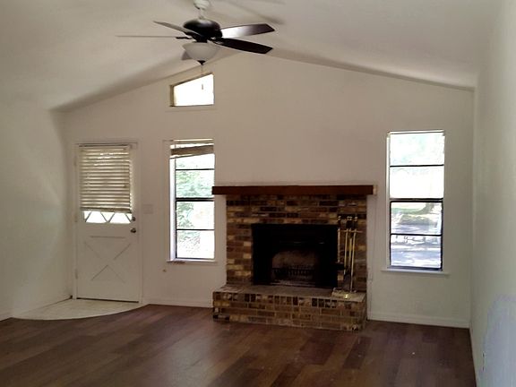 3rd image of 2522 NW 49th Pl