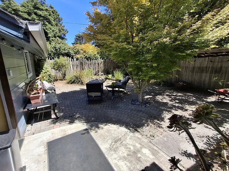 John Hyman Rd — Photo 30