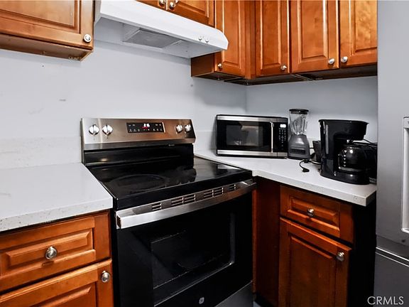 5th image of 1602 N King St APT F3