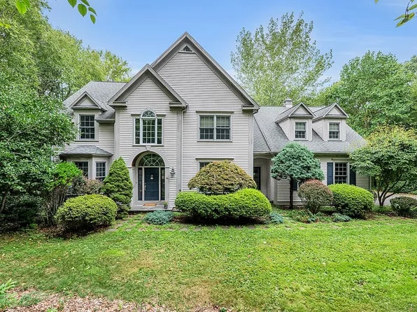 68 Hart Street, Burlington, CT 06013