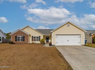 203 Wynbrookee Ln, Jacksonville, NC 28546