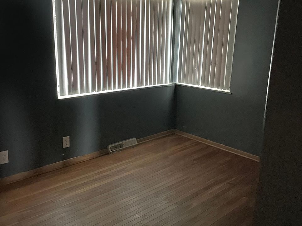 1st image of 4506 Bruening Dr #1