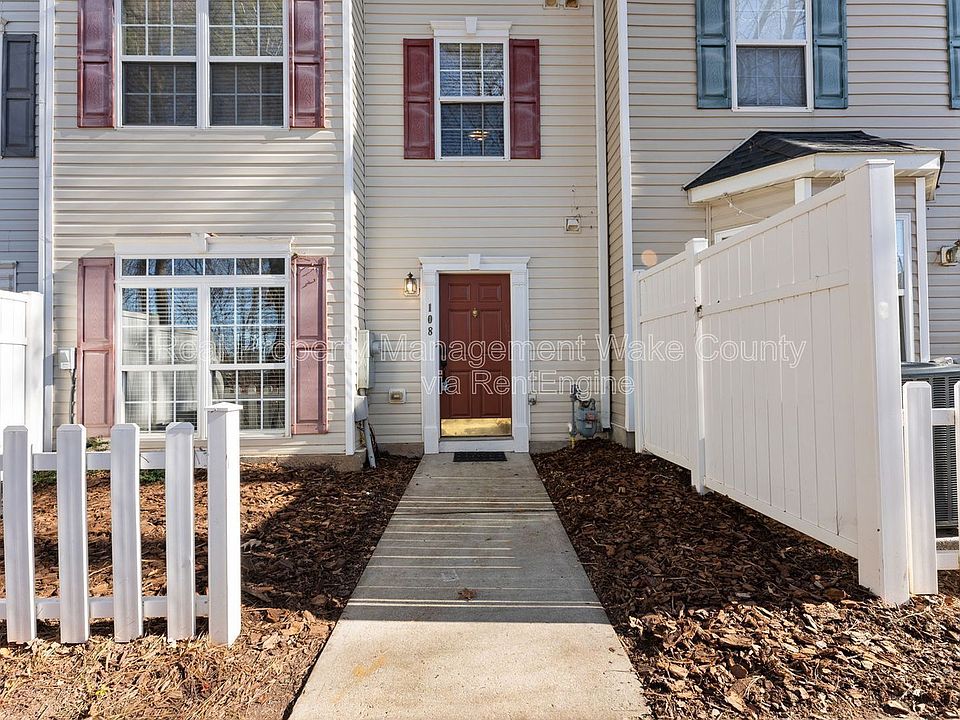 1st image of 2920 Barrymore St Unit 108