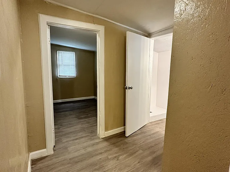 314 N Nueces #C — Photo 9