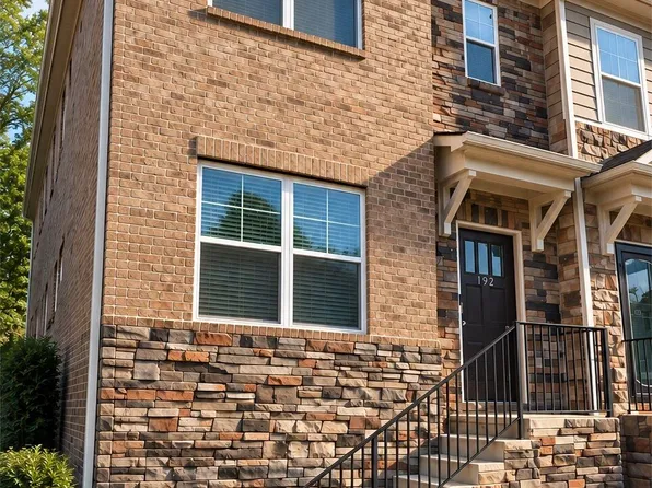 192 Mahnaz Dr S, Atlanta, GA 30331