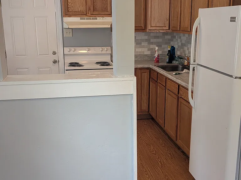 14 Arthur Cir — Photo 4