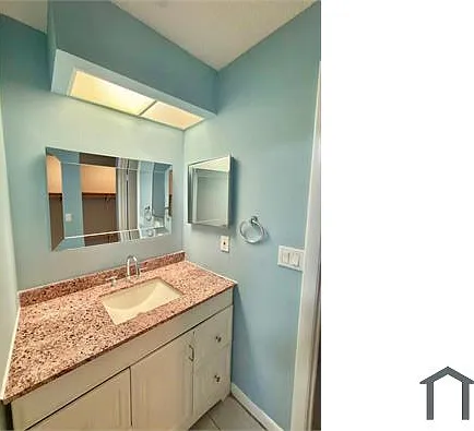 2501 NW 56th Ave — Photo 11