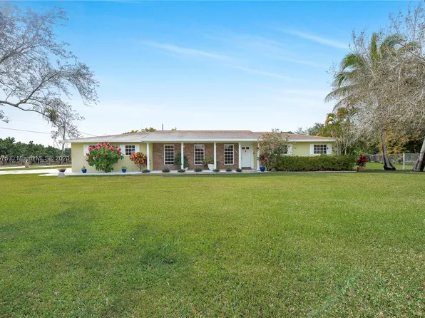 23490 SW 152nd Ave, Homestead, FL 33032