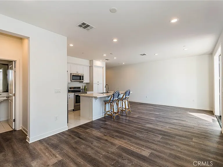 5304 Harvard Way — Photo 9