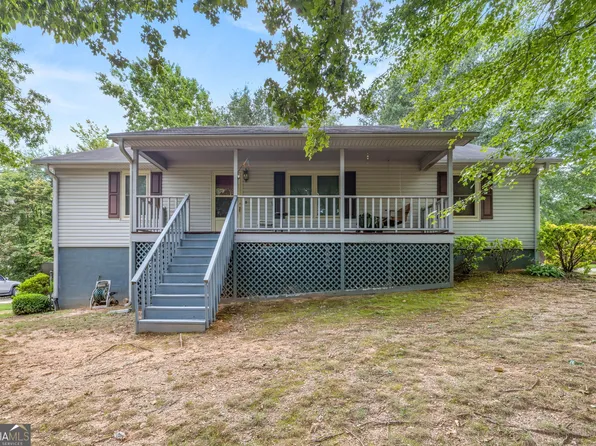 1663 Rogers Cir, Gainesville, GA 30507