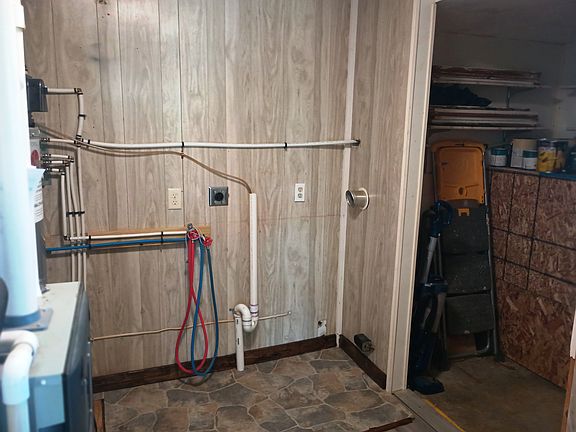 5th image of 5823 Union Chapel Rd