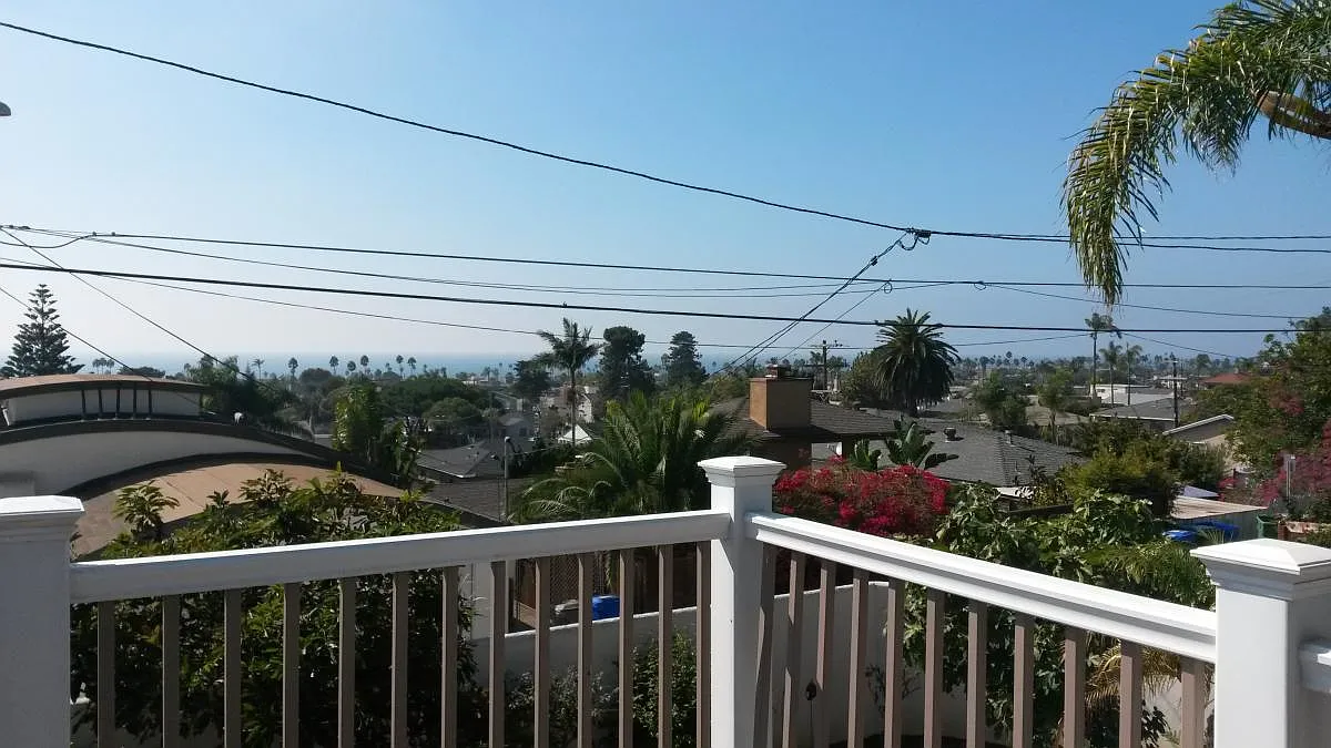 3 bed, 2489 sqft, $5,250 — Photo 1