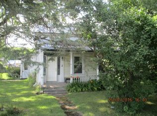 2 Van Epps Rd, Fultonville, NY 12072