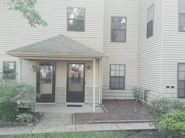 71 Azalea Cir, Jackson, NJ 08527