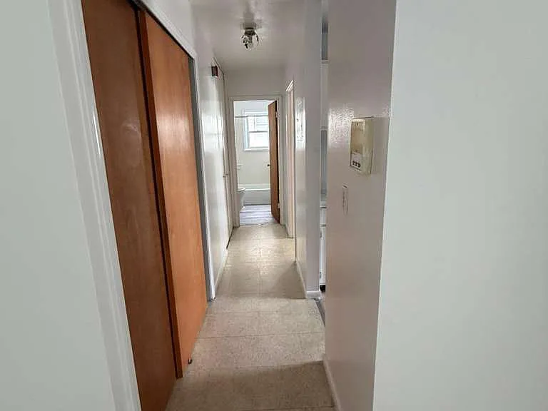 2240 E Main St #1D — Photo 4
