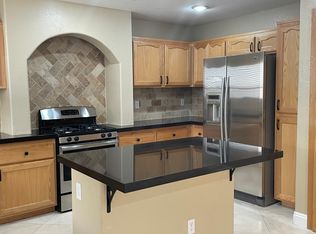 7258 Phlox Rd, Las Vegas, NV 89113