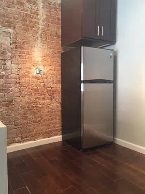 Rented by Reliance Realty Partners LLC  | media 12