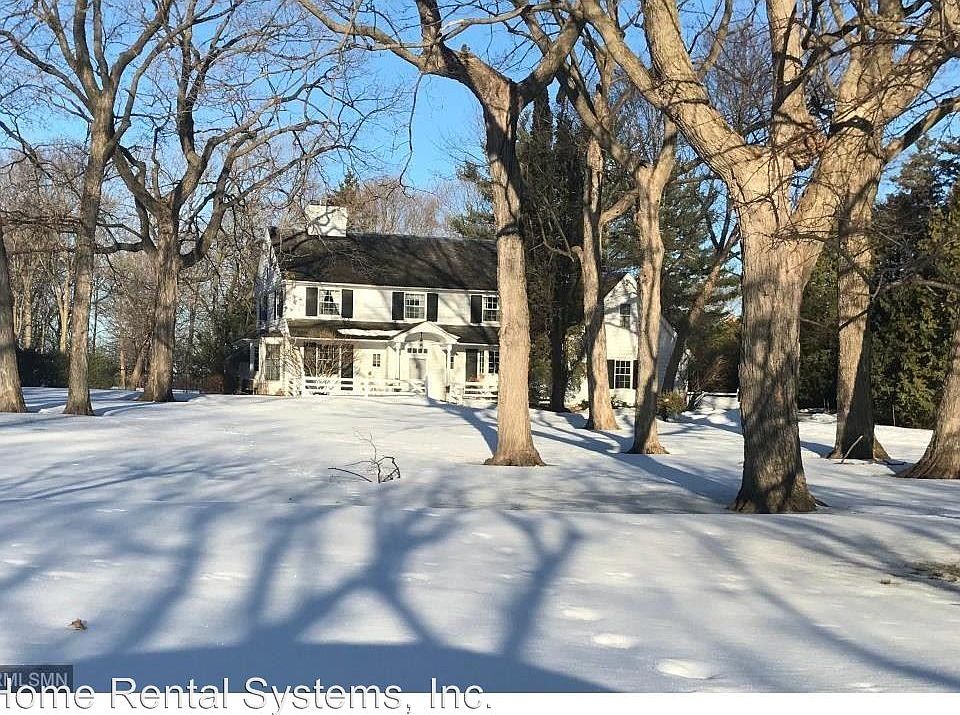 1st image of 159 Westwood Ln S