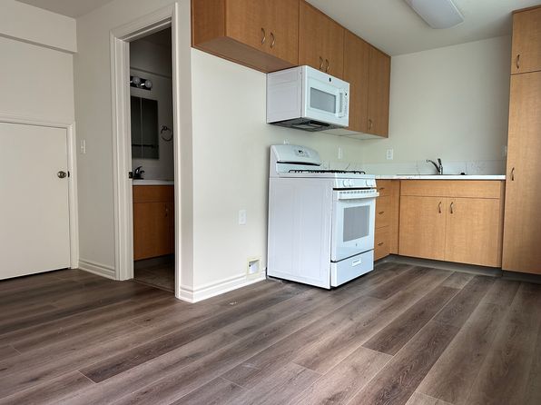 417 E Badillo St #11