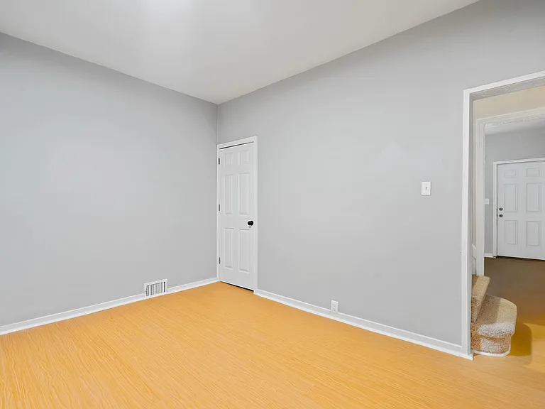 5007 Blair St — Photo 6