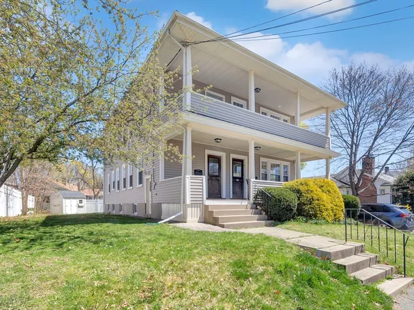 86 Riverview Ave #2, Waltham, MA 02453
