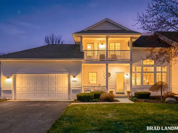 2196 Boardwalk Ct, Wayland, MI 49348