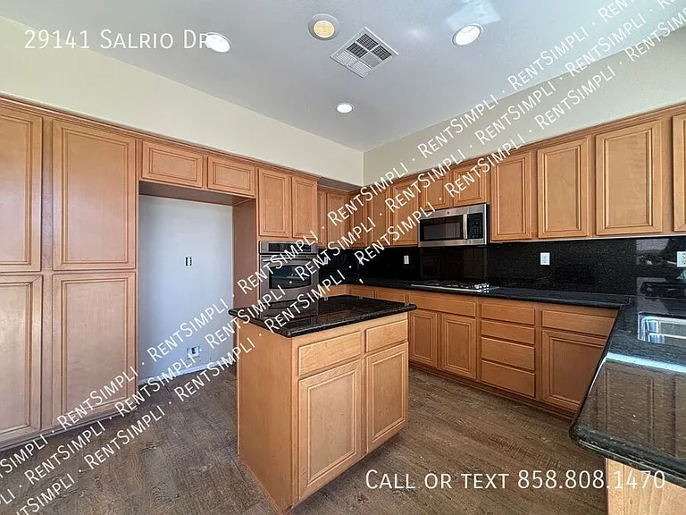 29141 Salrio Dr — Photo 11